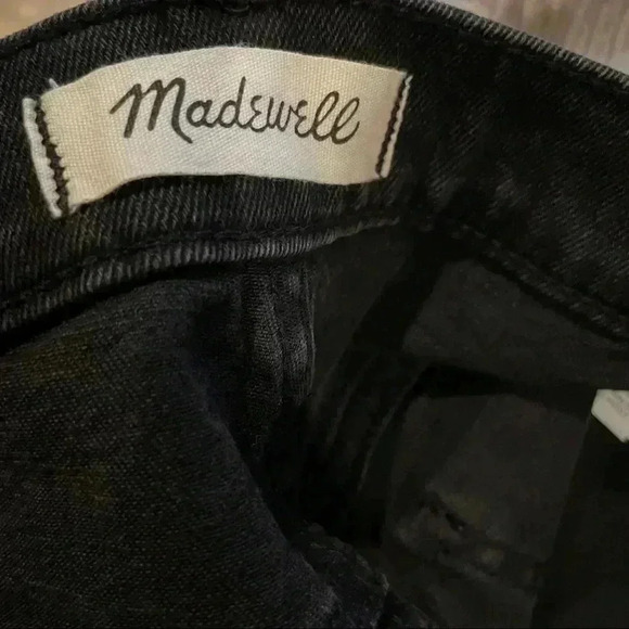 Madewell High Rise Black Short - Picture 4 of 7